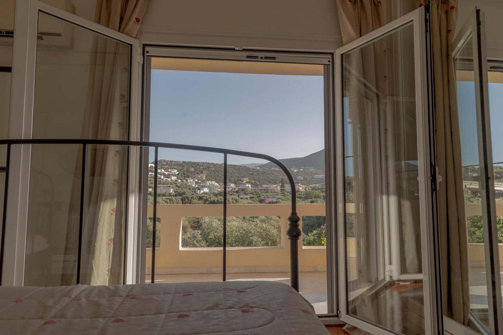 Private Pet Friendly Villa Agios Nikolaos  Exterior photo
